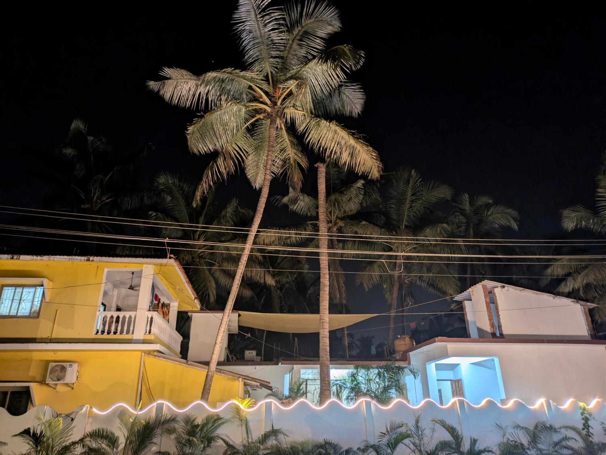 Selesta Sea By The Beach Morjim Exterior photo